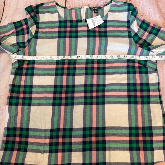 Women’s  Flannel Pullover Top Plaid  Small J. Crew  Bell Sleeve Size 4 blouse - Picture 2 of 5
